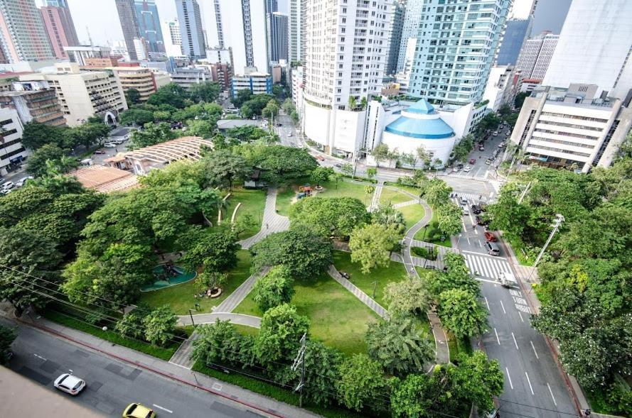 מנילה Kl Tower Makati Apartments By Ph Staycation מראה חיצוני תמונה