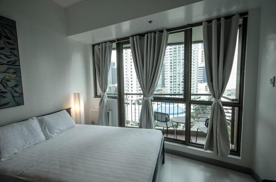 מנילה Kl Tower Makati Apartments By Ph Staycation מראה חיצוני תמונה